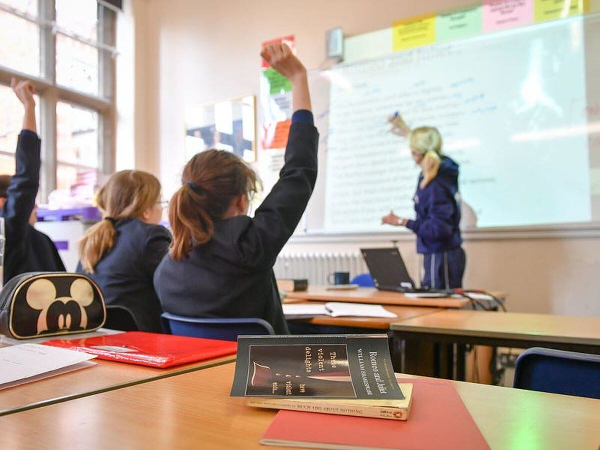 Government ‘must do better to ensure classrooms are fit for learning’